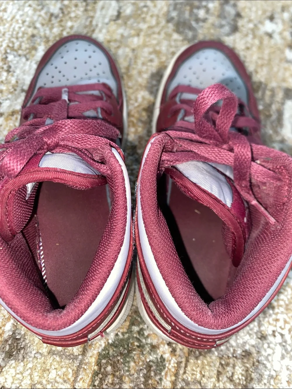 Nike Mid-Top Sneakers - Burgundy and Gray